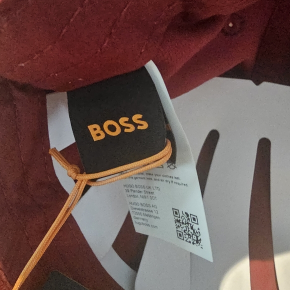 BOSS Red Cap - Picture 3 of 8